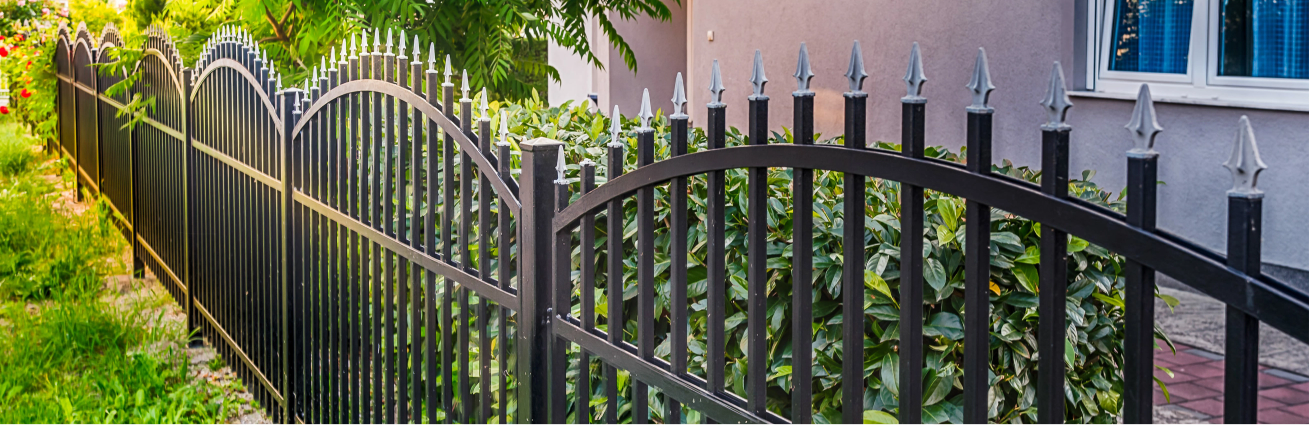 Add privacy and style to your mesh fences with our versatile slats.